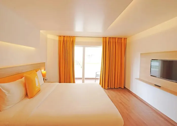 Bloomsuites L Calangute